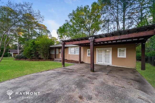 Photo - 106 Parkway Dr