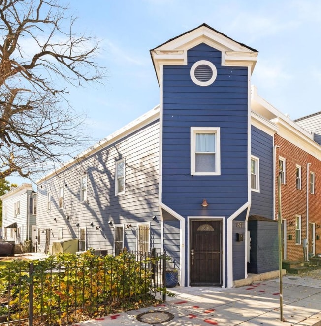 Photo - 1671 Gales St NE