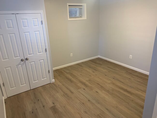 Dormitorio número 2 - 4631 Massachusetts Ave NW Unidad Basement