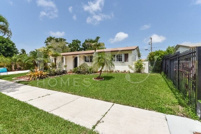 Photo - 16941 SW 119th Ct