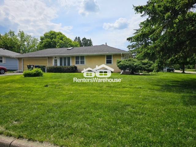 Photo - 984 Shryer Ave W Casa