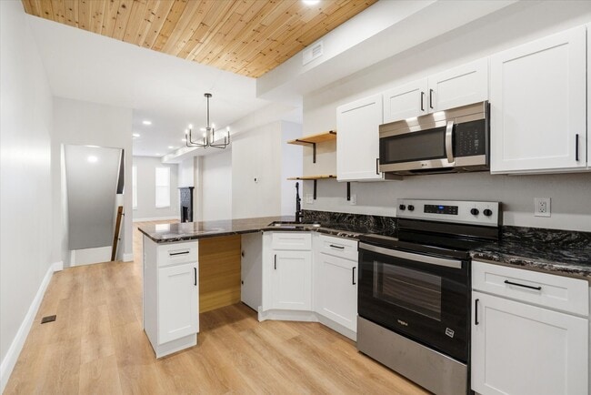 Photo - 1415 E Lanvale St