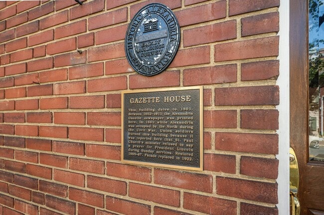 Photo - 310 Prince St