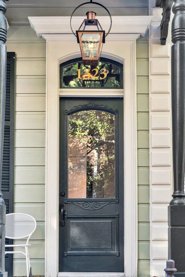 Photo - 1323 Constance St