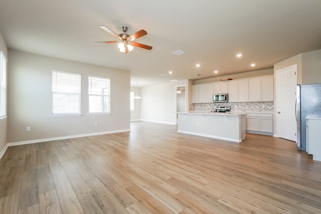2223 Huntsman Rdg Rd