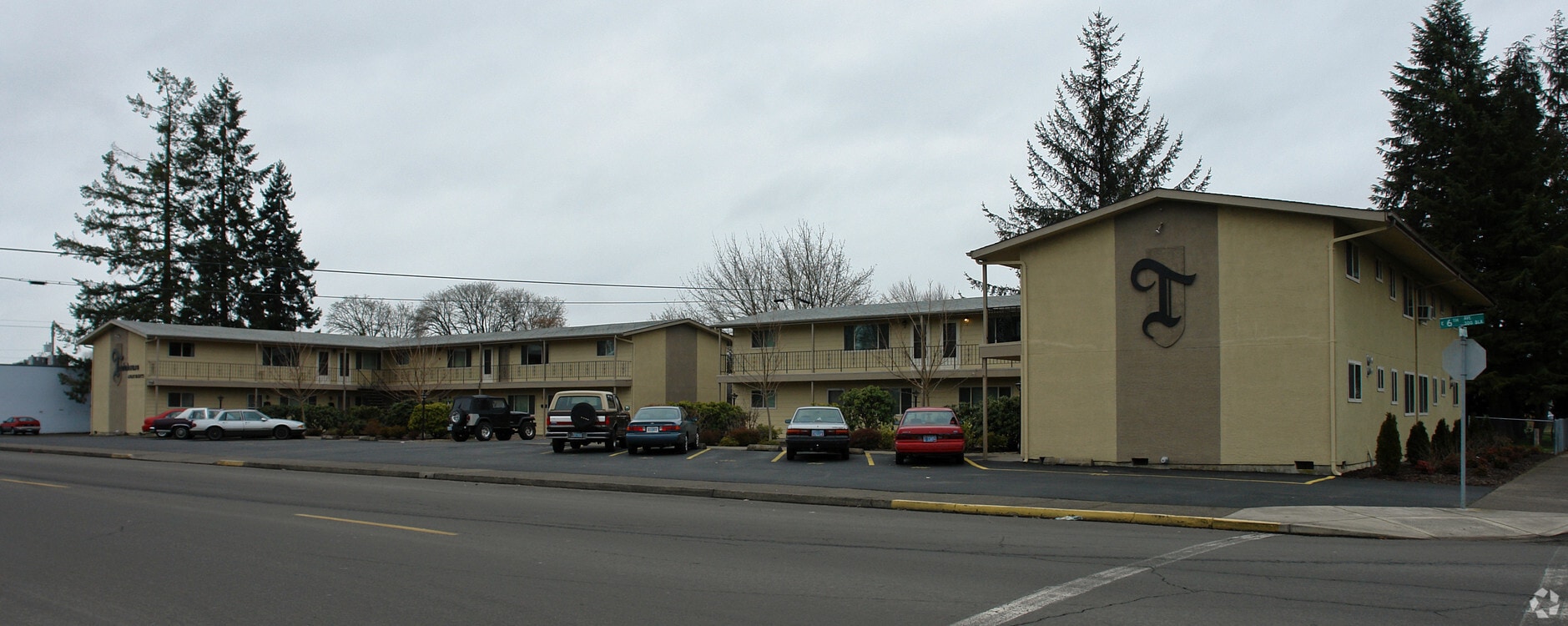 Boysen Townhouse Apartments Junction City, OR