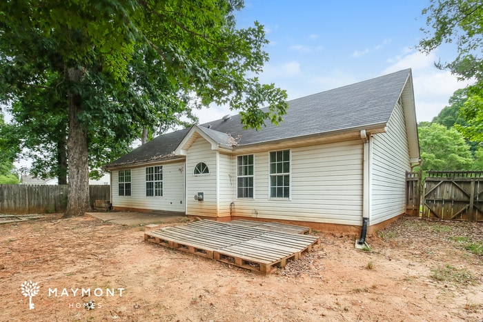 Photo - 630 Fieldcrest Dr