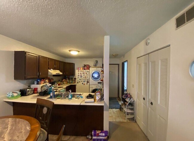 251 Bunting Ln Unit 122