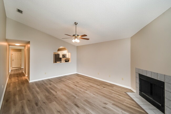 Photo - 2847 Lantana Lakes Dr W