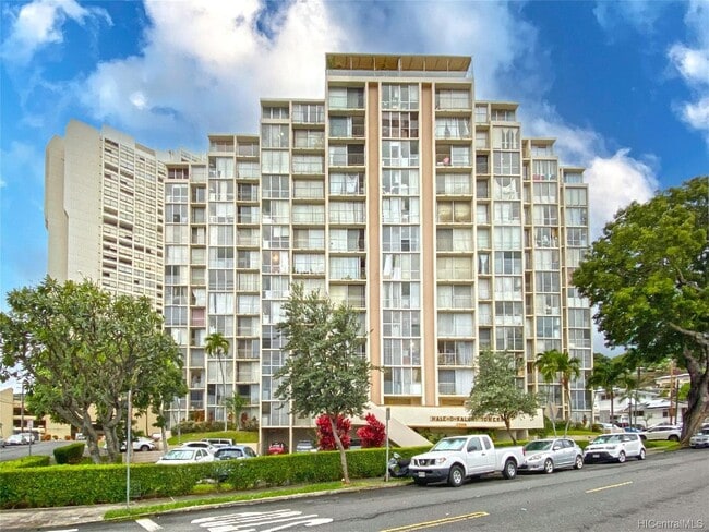 Building Photo - Hale O Kalani Towers - High rise building in Makiki 2 bedroom, 1 bath, 1 parking incl water and s... Unit 403