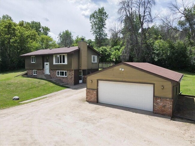 Building Photo - 1396 Military Rd