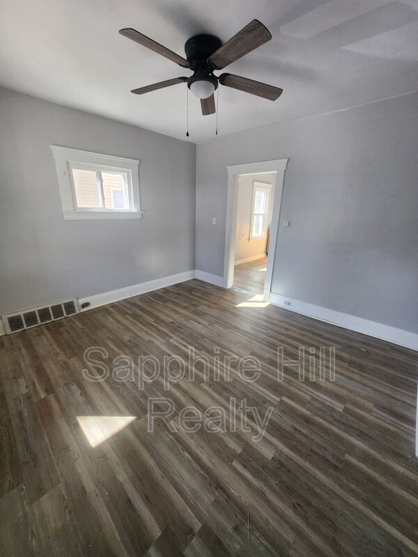 Building Photo - 16317 Huntmere Ave