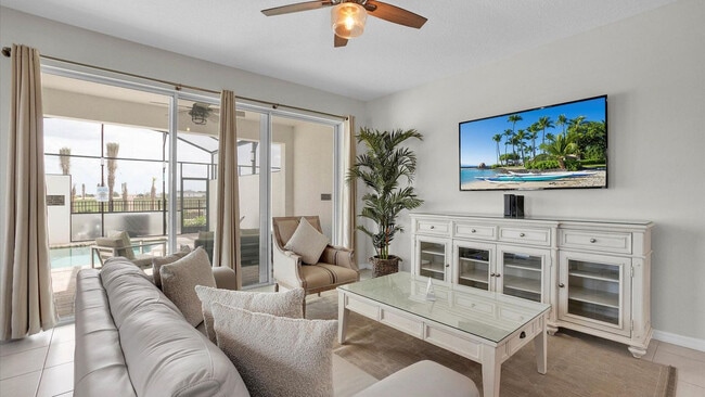 Building Photo - 1531 Carey Palm Cir Unit ID1246794P Rental