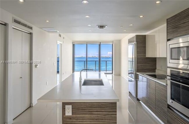 Photo - 460 NE 28th St Unit 460 NE 28th St # 707