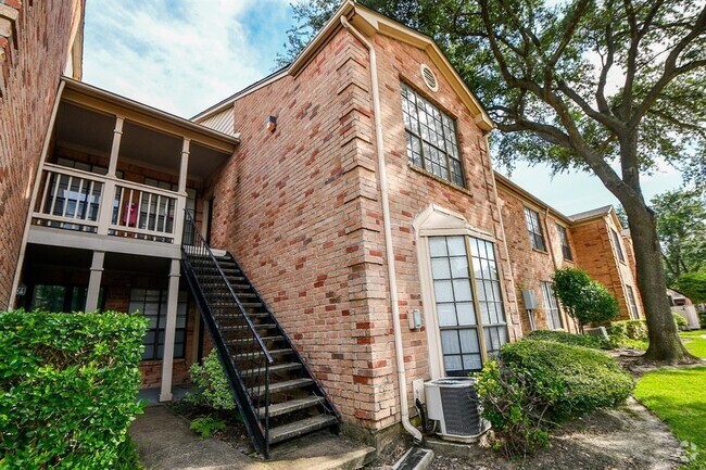 Building Photo - 2255 Braeswood Park Dr Unit 168 Rental