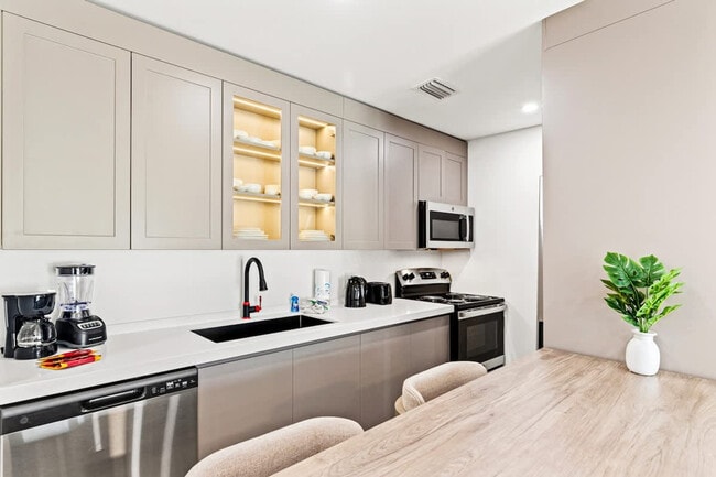 Photo - 8115 Thomas Dr Unidad ID1354981P