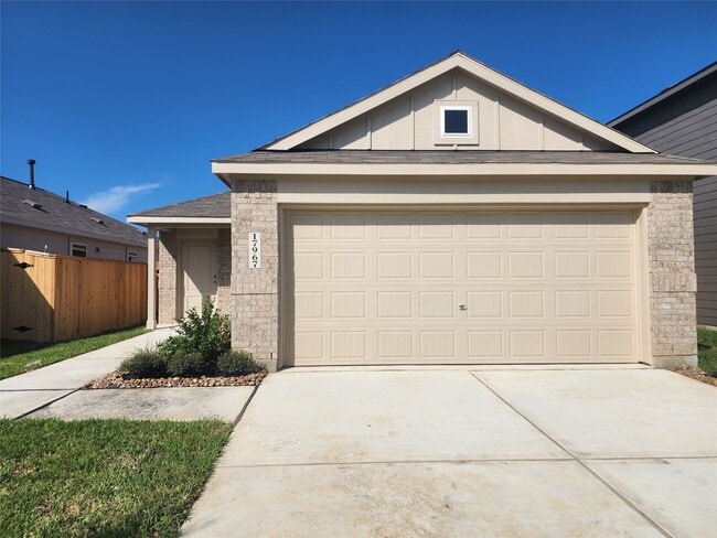 Building Photo - 17967 Valle Cupa Ln Rental