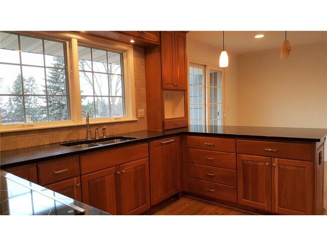 Photo - 4809 Wilford Way