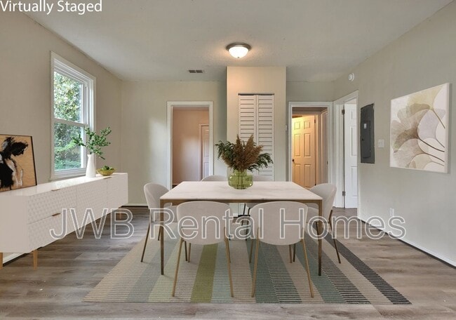 Photo - 1342 W 30th St