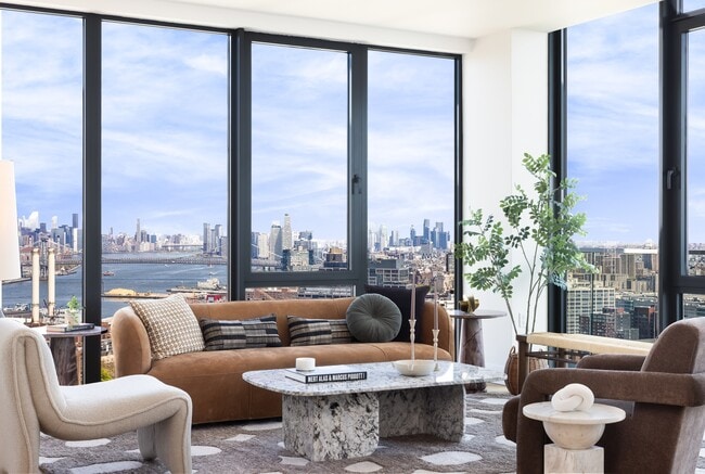 Photo - 240 Willoughby