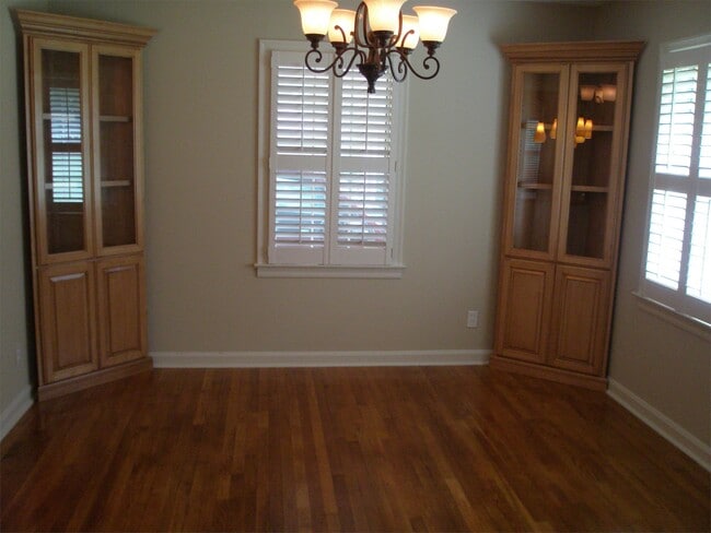 Photo - 3962 Chamblee Dunwoody Rd