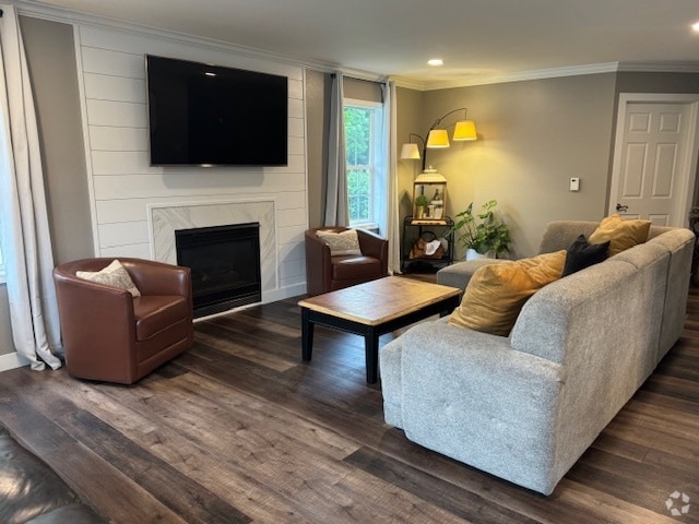 Building Photo - 807 Pheasant Run Rd Rental