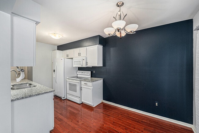 Photo - 3054 Forest Creek Ct