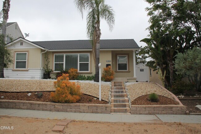 Photo - 3226 La Crescenta Ave House