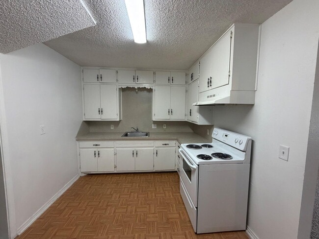 Photo - 2604 41st St