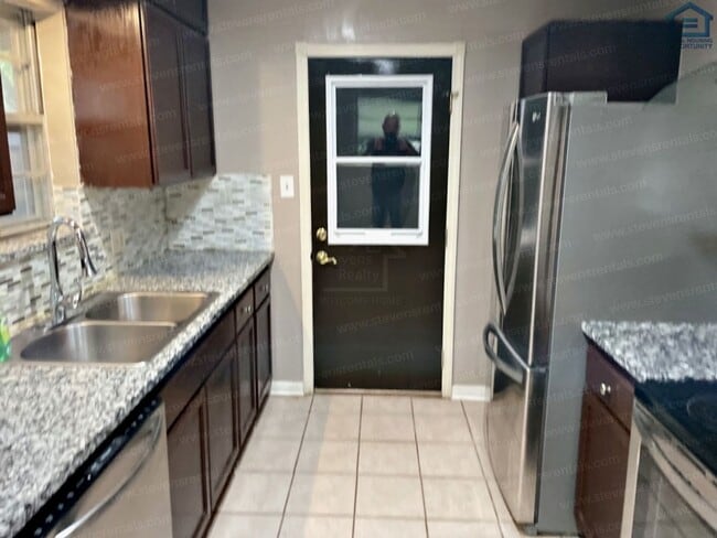 Photo - 4708 SE Sunnymeade