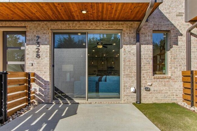 Photo - Upgraded Mira Lagos townhome with EV Charger and 2 car garage