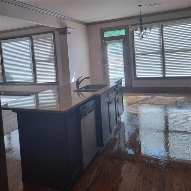 Photo - 5230 Habersham Hills Dr