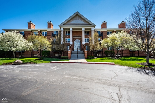 Building Photo - 8651 Jaffa Ct Dr E Unit APT 36