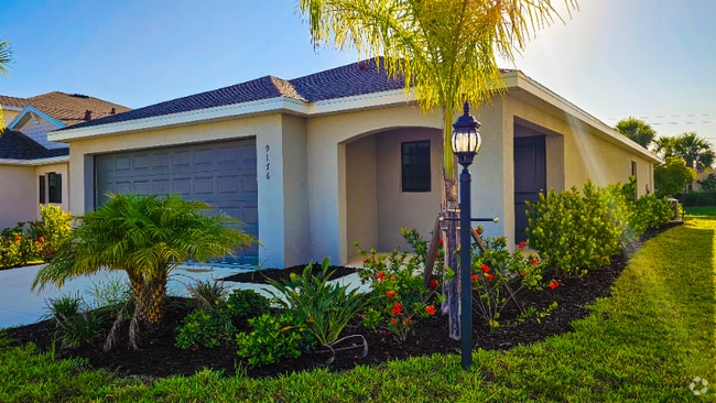Building Photo - 9176 Tequila Sunrise Dr Rental