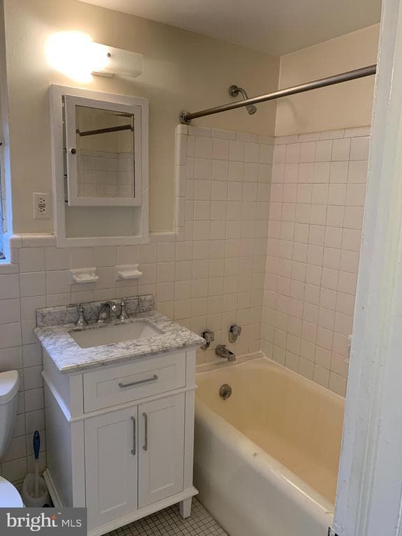 Photo - 2032 Belmont Rd NW Unidad 625