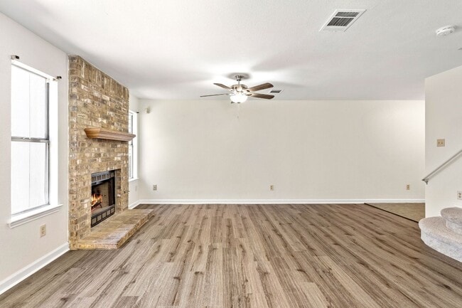 Photo - 1202 Green Terrace Dr