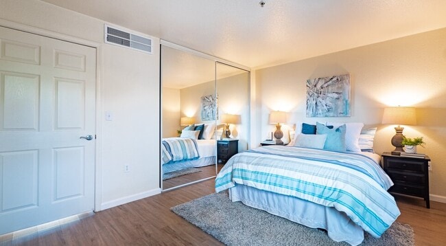 Delta Hawaii Apartments - Senior 55+