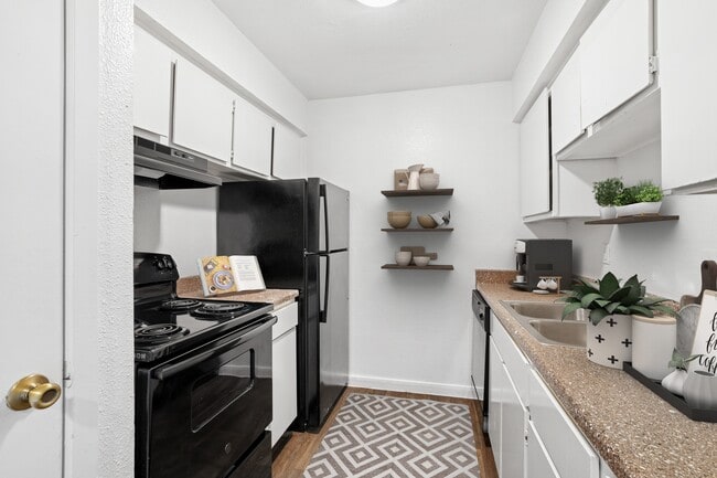 Photo - Nubia Square Apartments