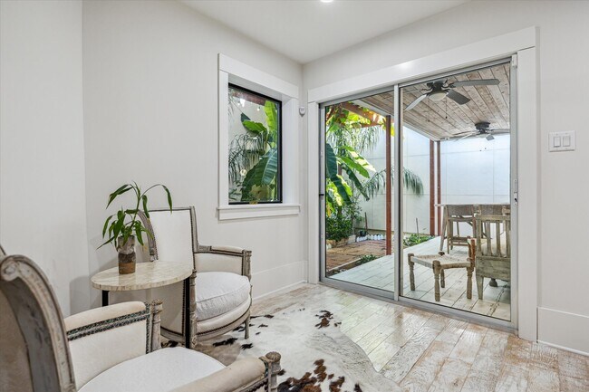 Photo - 2907 Ferndale St