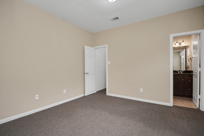 Photo - 1137 W 24th St Unit A