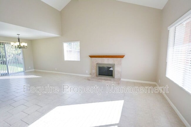 Photo - 1170 Novato Dr