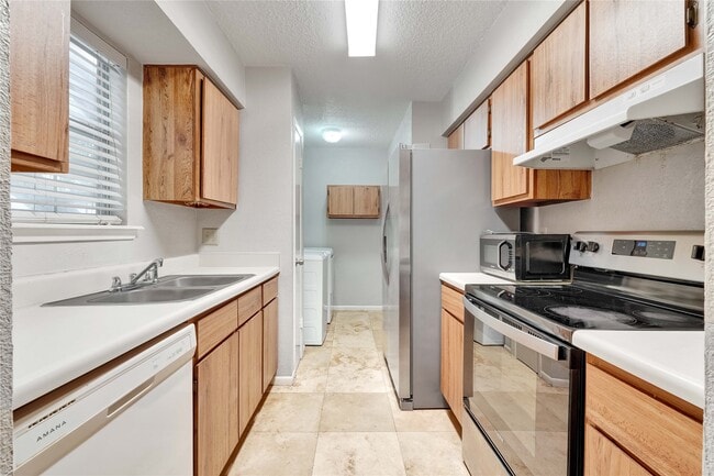 Photo - 2800 Jeanetta St Unit 2805