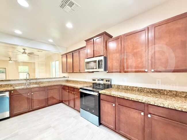 Photo - 10631 E Sunflower Ln