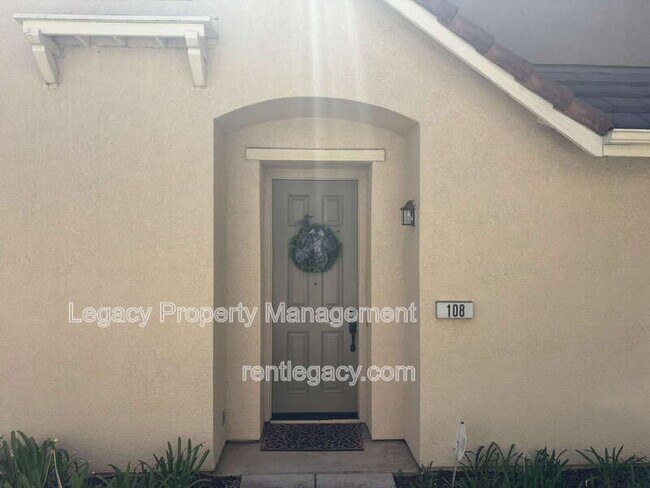 Photo - 108 Esplanade Cir