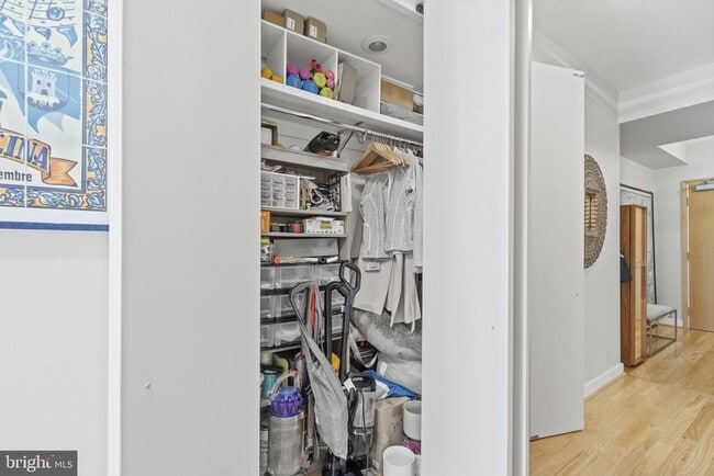 Photo - 675 E St NW Unit 500