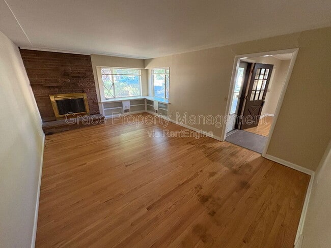 Photo - 520 S Otis St