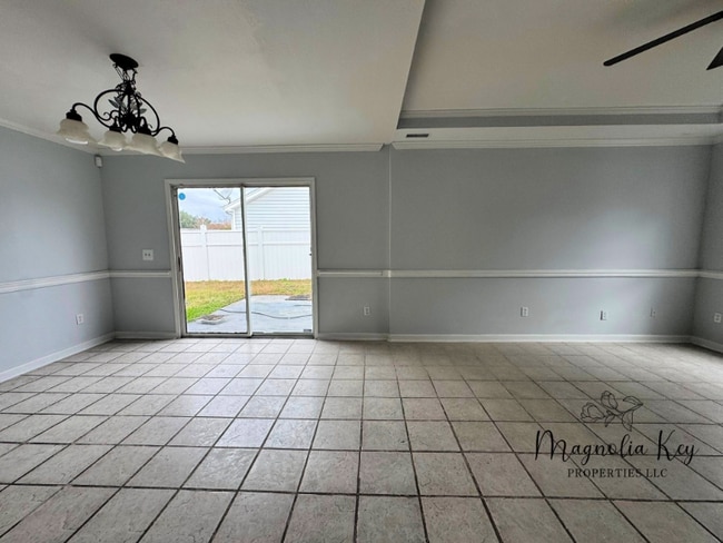 Photo - 4850 Southgate Pkwy