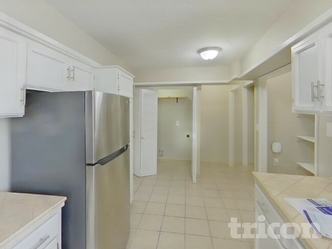 Photo - 4201 NE 51st St