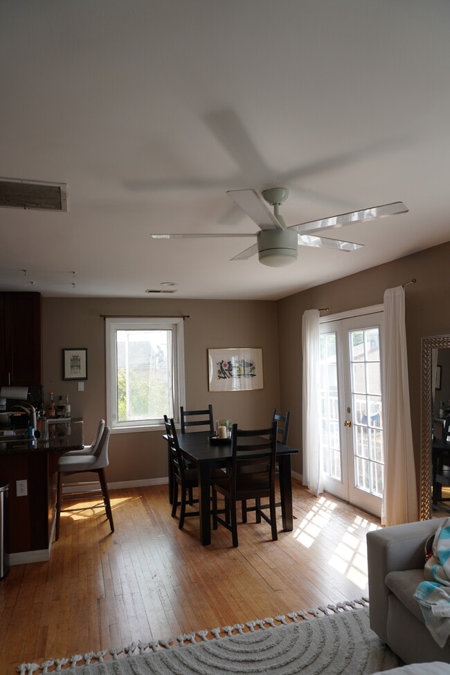 Dining Area - 1813 Oliver Ave Unit 2BD-2ndFl