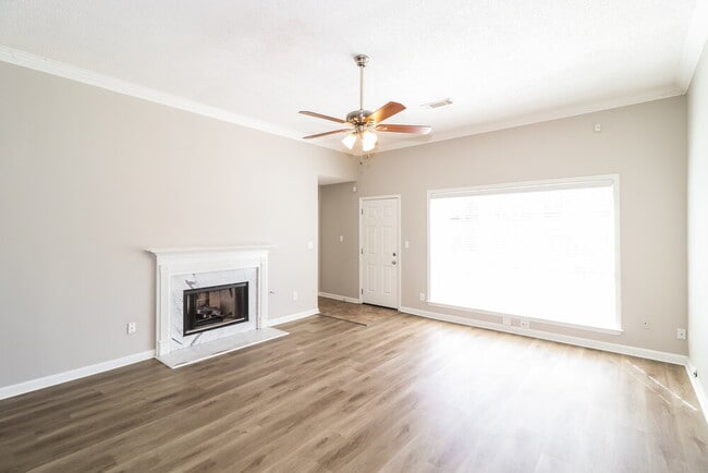 Photo - 4011 Chesapeake Way